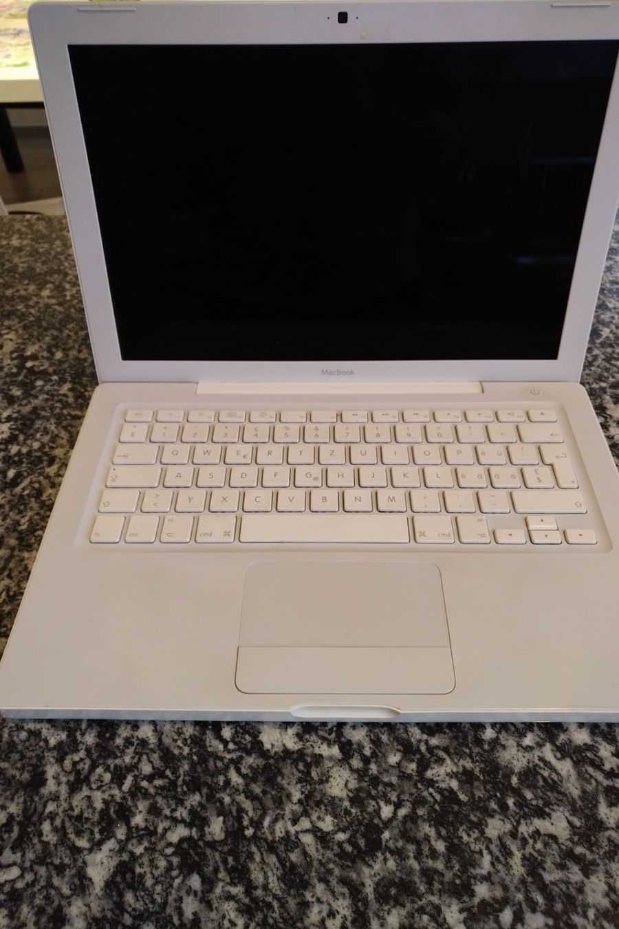 Apple Notebook: MacBook A1181 - weiss – Usato da Rikon im Tösstal venduto da s_tenz