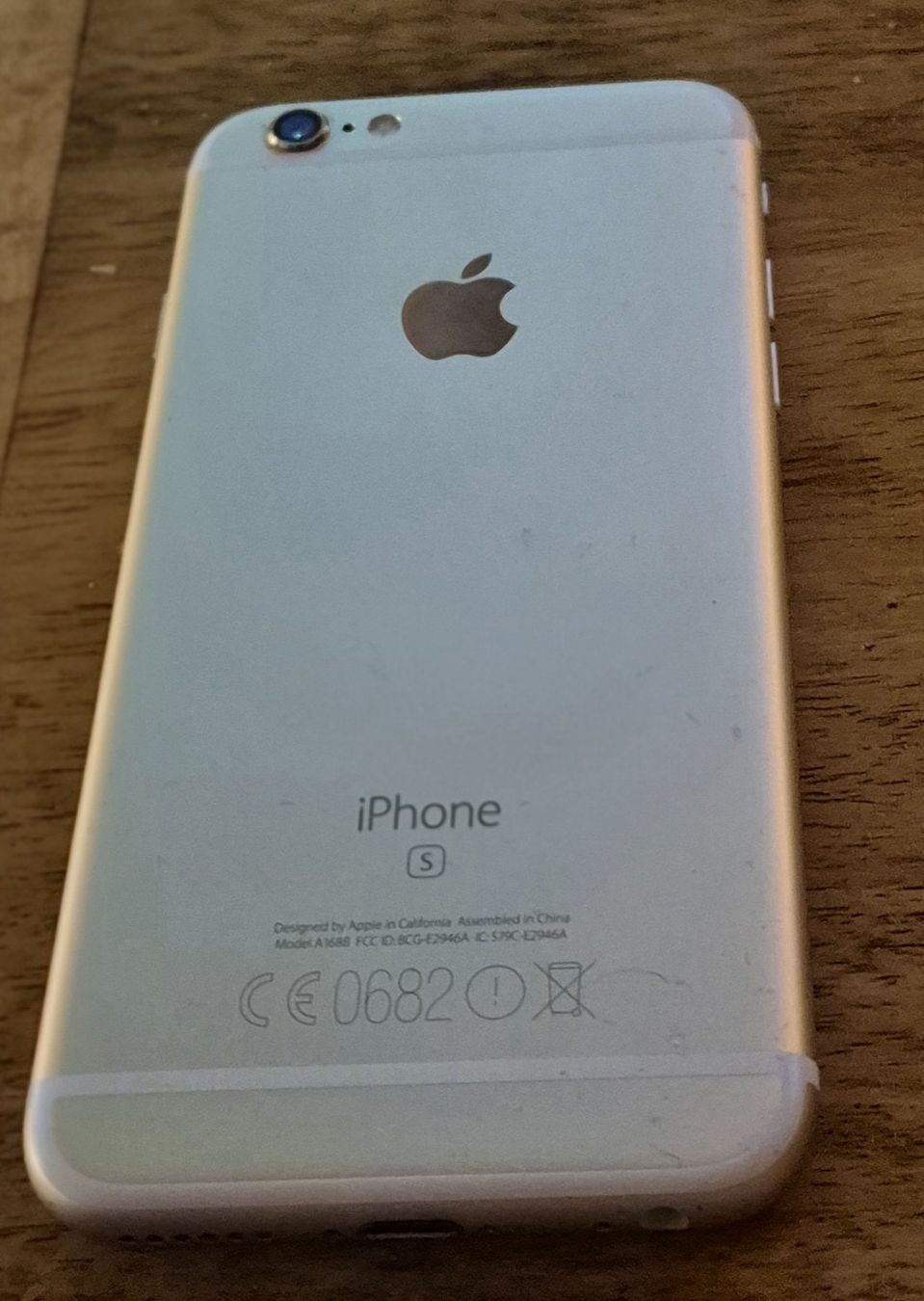 Apple Telefoni cellulari / Smartphones: iPhone 6s – Usato da Rünenberg venduto da Ainhoa13 1