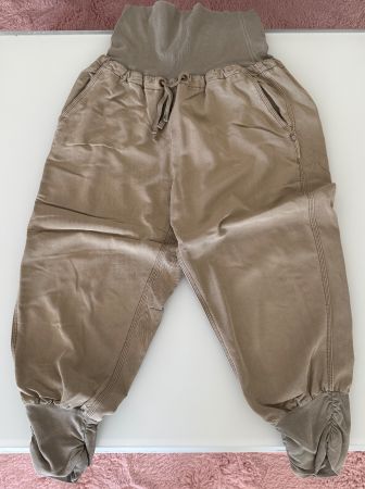Cream 3/4 Hose in olive Grösse 36