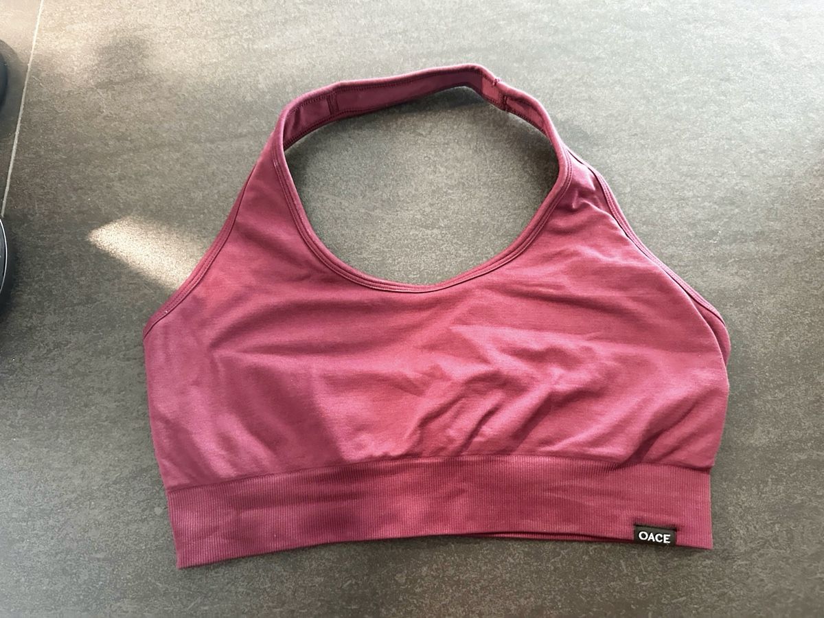 Oace Tops: OACE Neckholder BH weinrot Gr.M – Gebraucht aus Eglisau von Brewster1