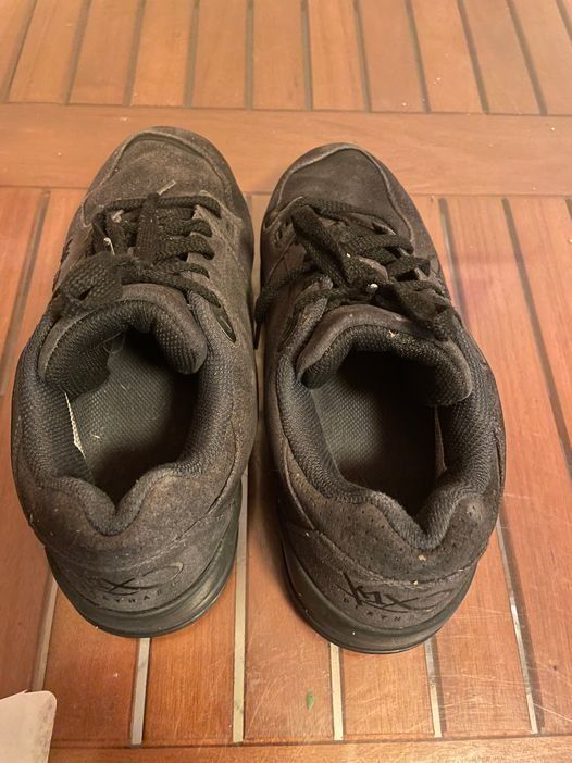 K1X Scarpe da uomo: Herren K1x Sneaker schwarz 44 – Usato da Bergdietikon venduto da antovale 2