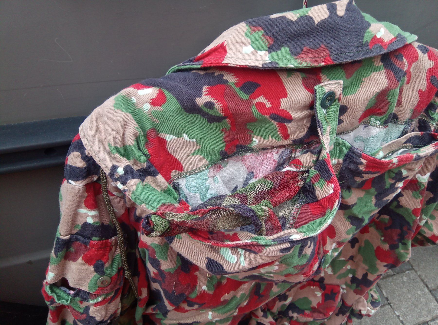 Schweizer Armee Uniformen: Kampfanzug Schweizer Armee Taz 83 – Gebraucht aus Safenwil von  5