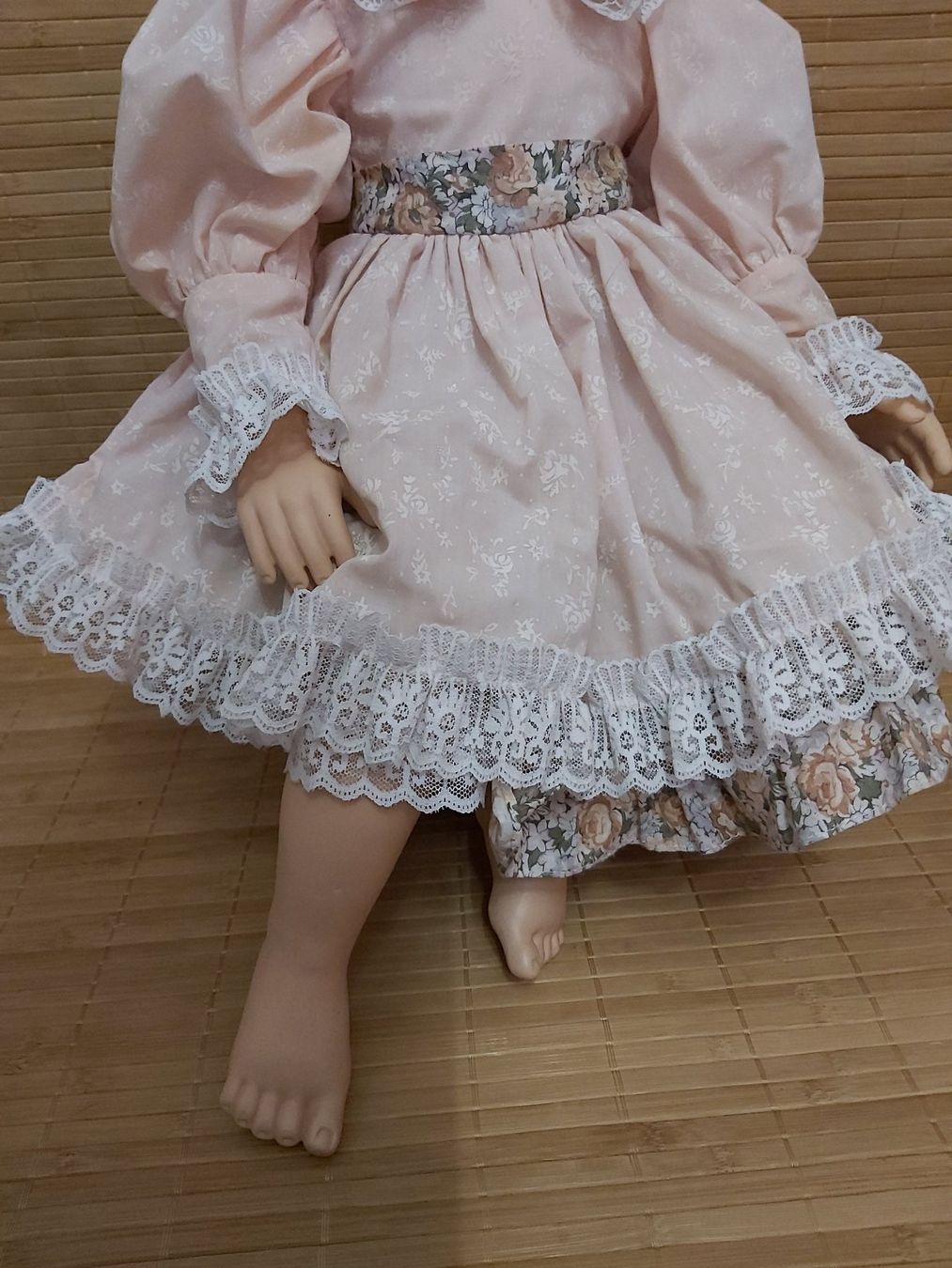 Puppen: Grosse Puppe im romantischen, rosa Kleid – Gebraucht aus Winterthur von Goldpipau 6