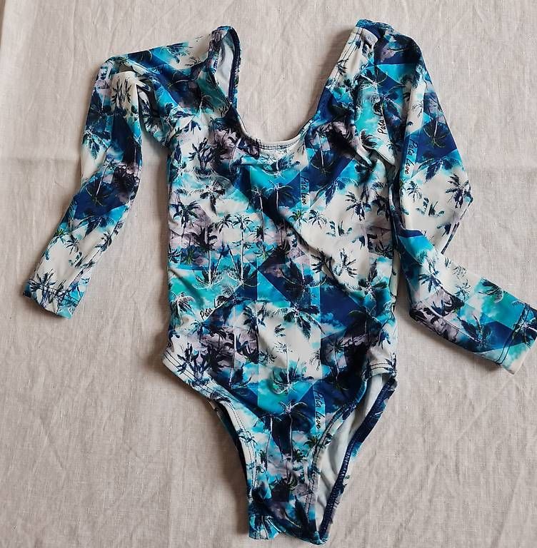 Badekleider & Bikinis: 3 Badeanzüge Mädchen 4jährige – Gebraucht aus Baar von Loimund 3