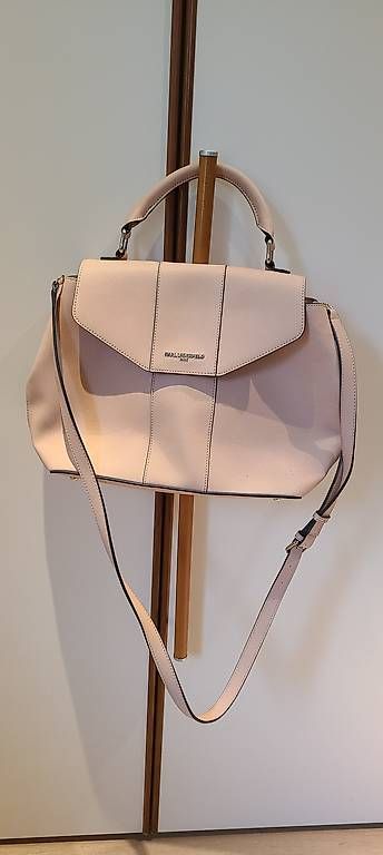 Taschen für Damen: Karl Lagerfeld Tasche, neu – Gebraucht aus Stallikon von nor_9fxw