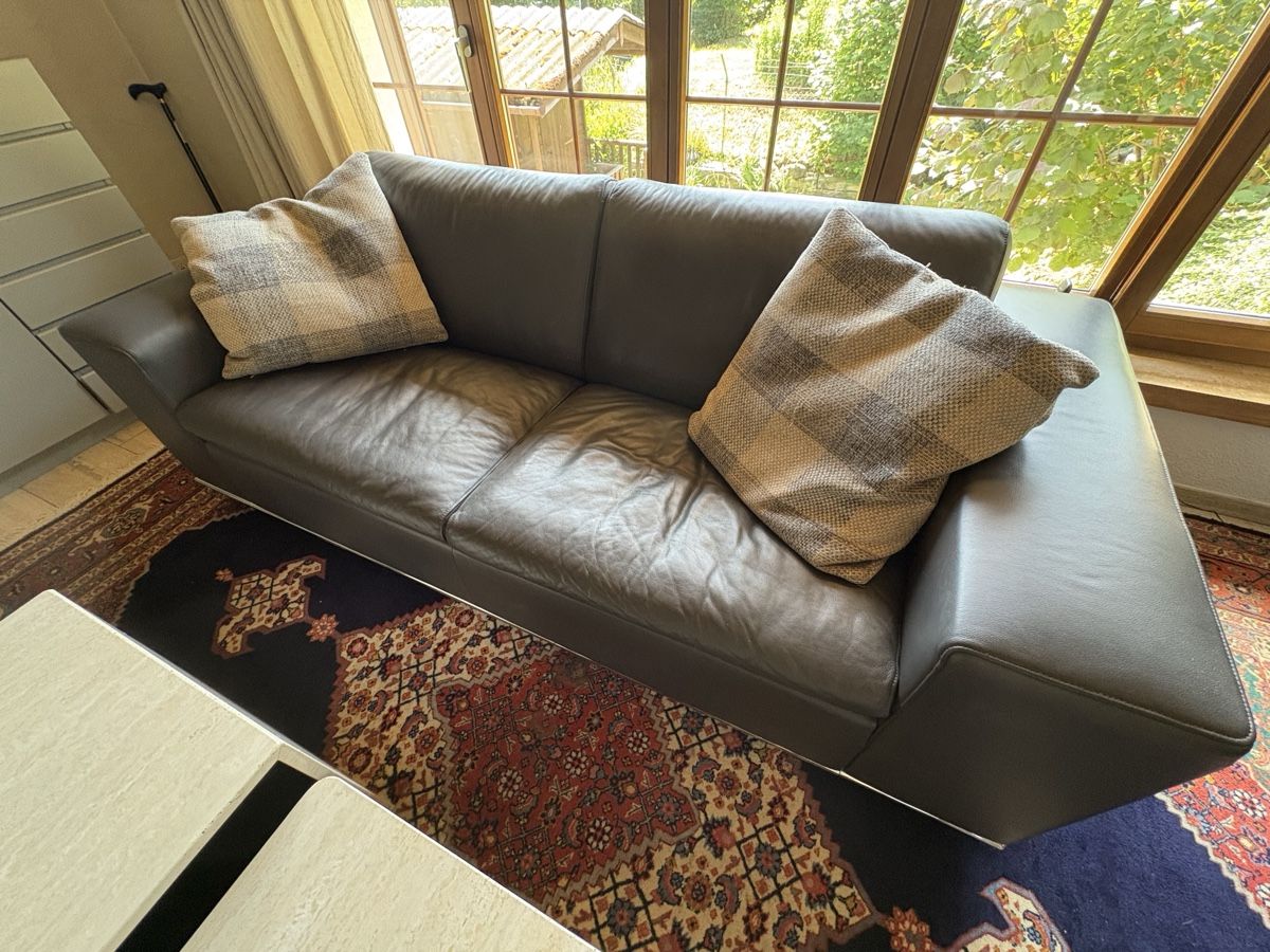 Sofas: Sofa schwarz – Gebraucht aus Boswil von P18 1