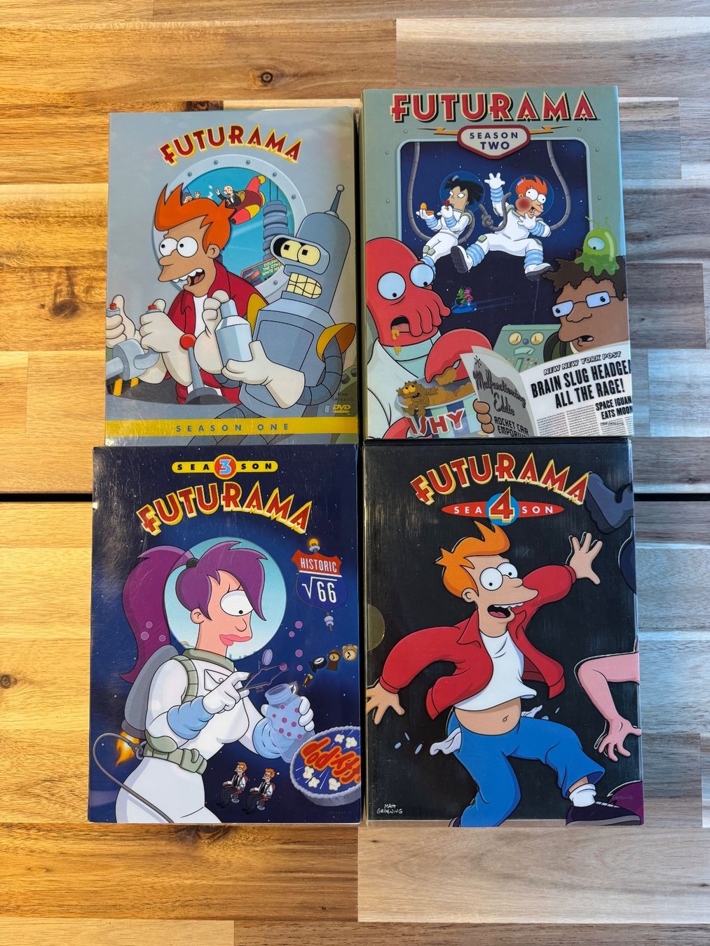 Alle DVDs: Futurama Staffel 1-4 – Gebraucht aus Ostermundigen von SecondHandster 1