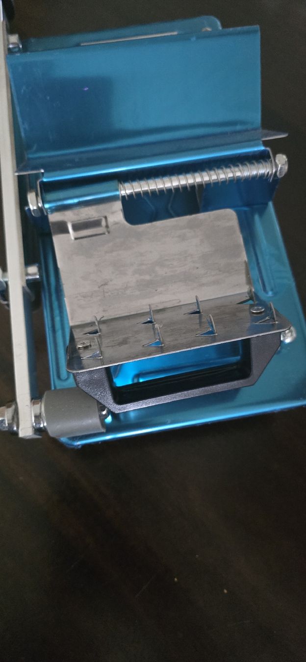 Elettrodomestici da cucina: Schneidemaschine Edelstahl-Manual-Fleischschneider – Usato da Basel venduto da Jcva 7