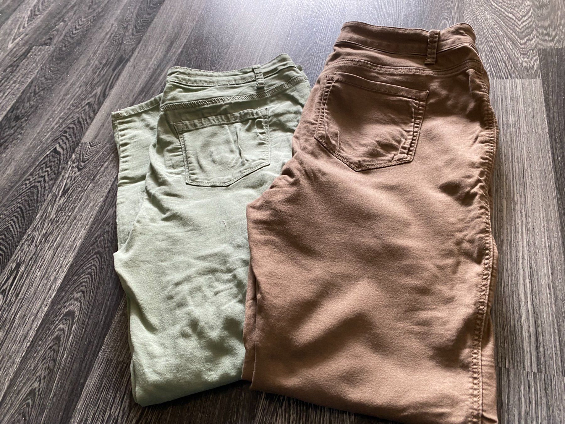 Jeans: 2x chicoree Jeans Grösse XL – Usato da Allenwinden venduto da Obalu