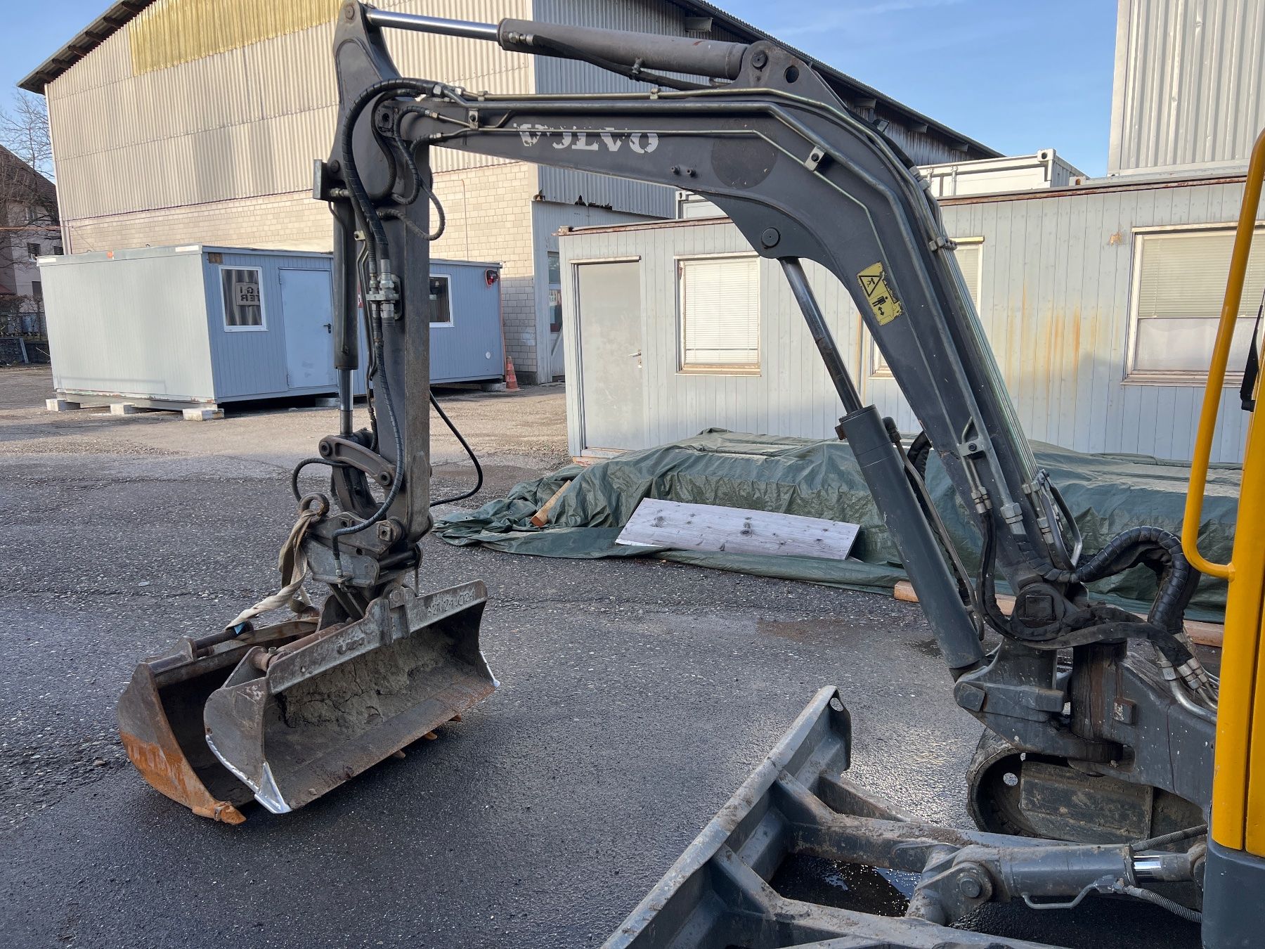 Volvo Bagger: Bagger Volvo EC35 ab 1 Fr! – Gebraucht aus Brüttisellen von  1