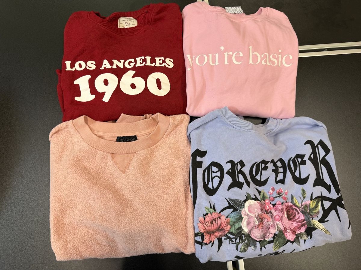 Pulls & Sweat-shirts: Pullover Set, Gr. M – D'occasion à Bern par Natacha1997