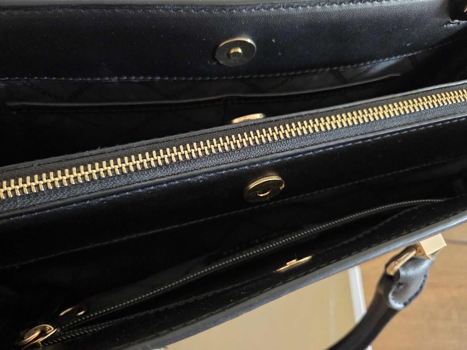 Michael Kors Borse da donna: Sac Michael Kors noir - Edith – Nuovo (secondo la descrizione) da Thonex venduto da shannon.tmm 2