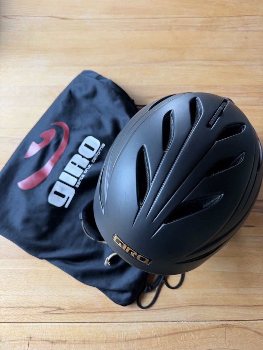Giro Helme: GIRO G10 Skihelm – Gebraucht aus Bolligen von Meanstreak 1