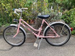 Kindervelo. Wieder aufgepeppt. Fährt einwandfrei.