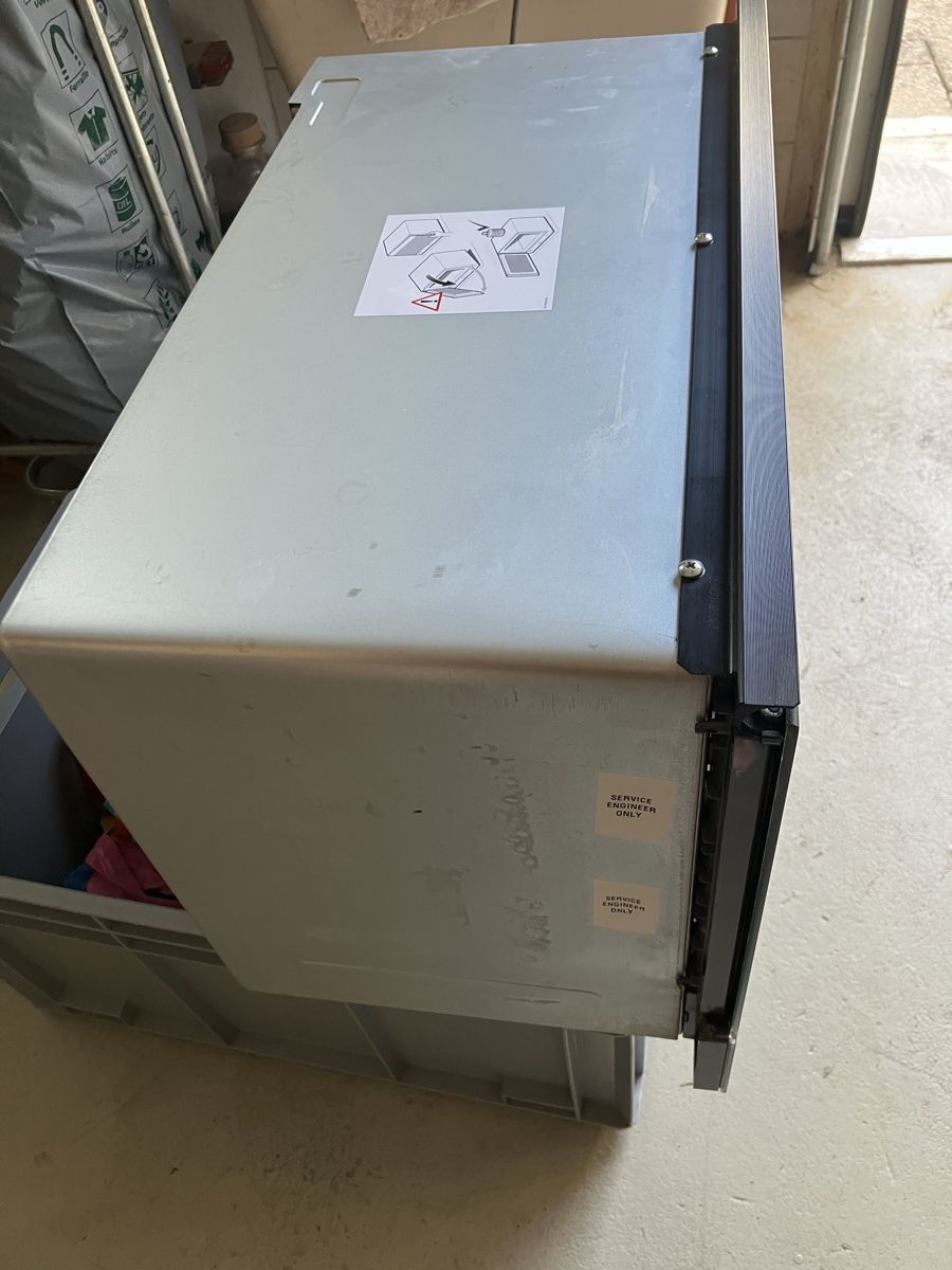 Bosch Fours: Micro-ondes Bosch encastrable – D'occasion à Courtételle par disco46 5