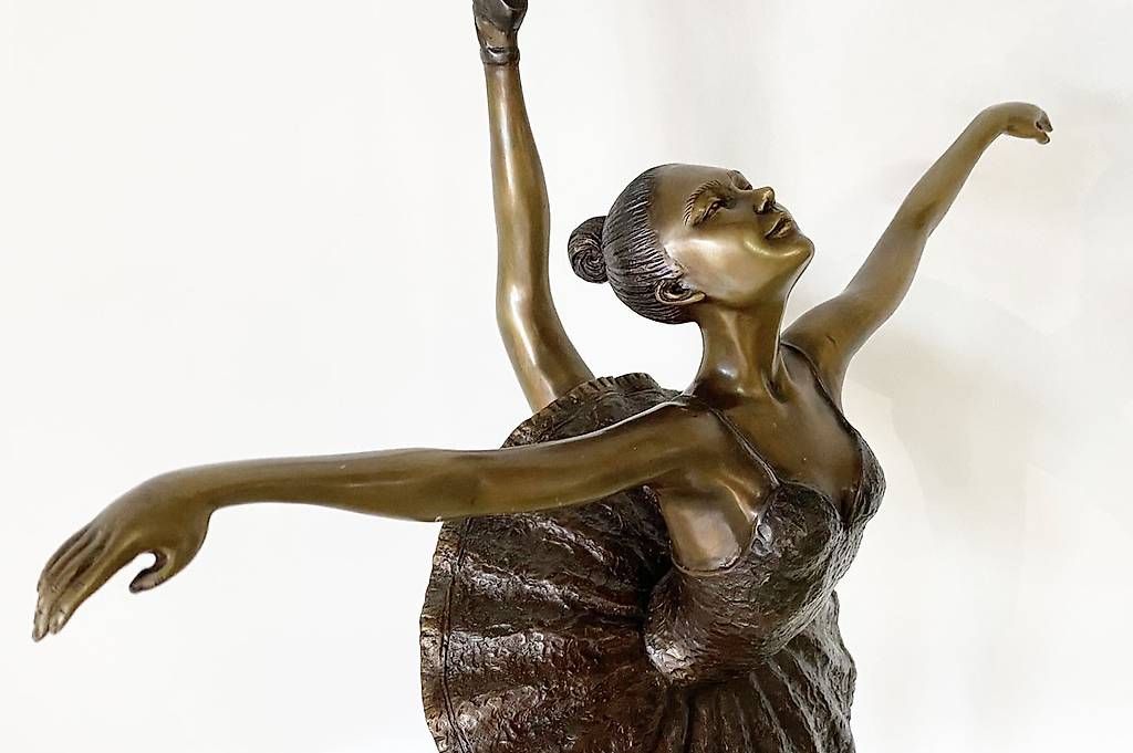 Sculture & Statue: Bronzefigur, stehende Ballerina – Nuovo (secondo la descrizione) da Ballwil venduto da ClassicGallery 3