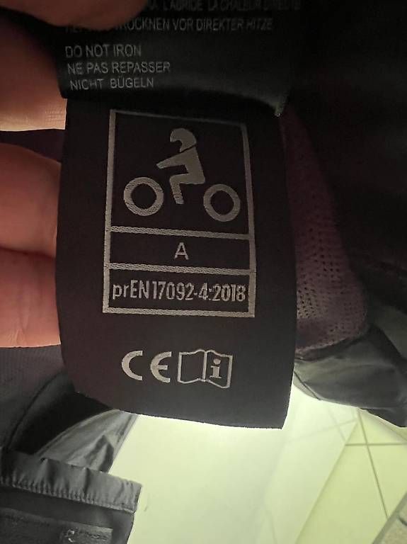 Giacche: Richa Infinity 2 Pro Touring-Motorradjacke – Usato da Niederwil AG venduto da sas_g9ct 1