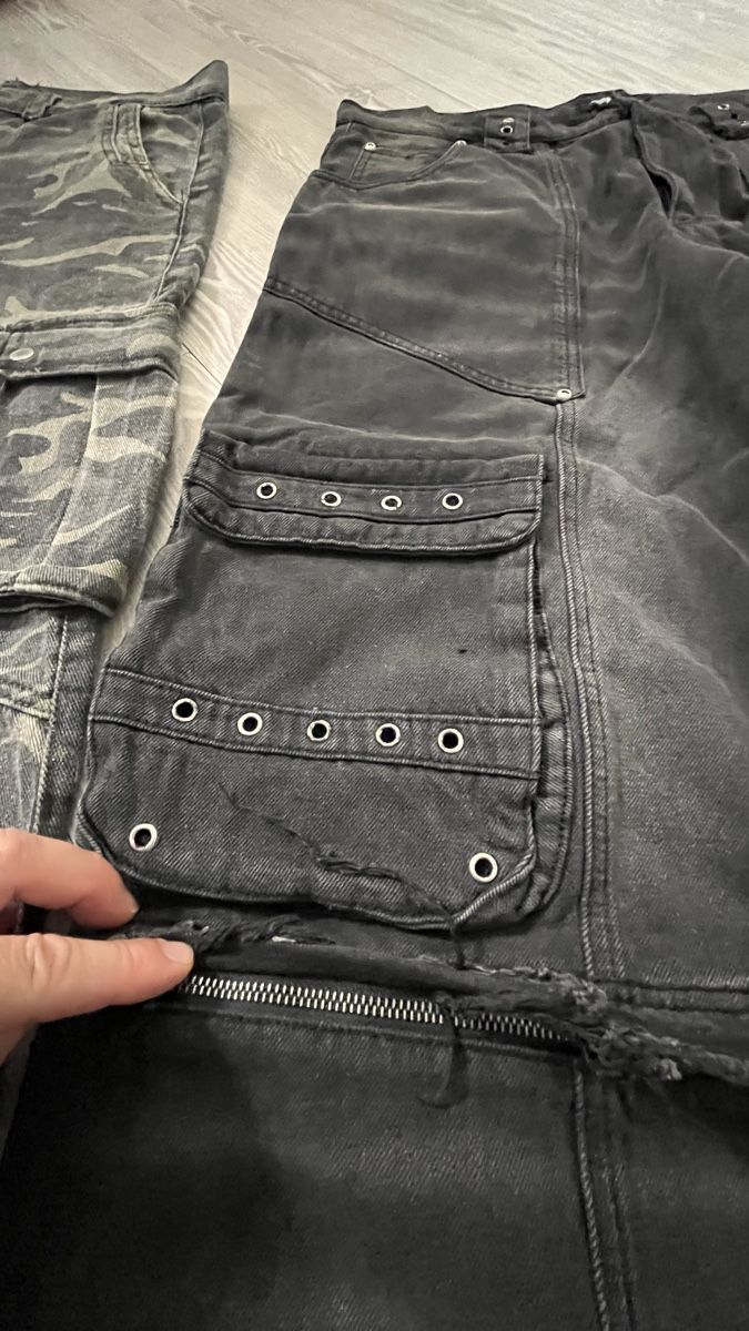 Jeans: NEU 2x Cargo Hosen Grösse 36 Inch – Nuovo e nell'imballaggio originale da Würenlos venduto da a-tiger 3