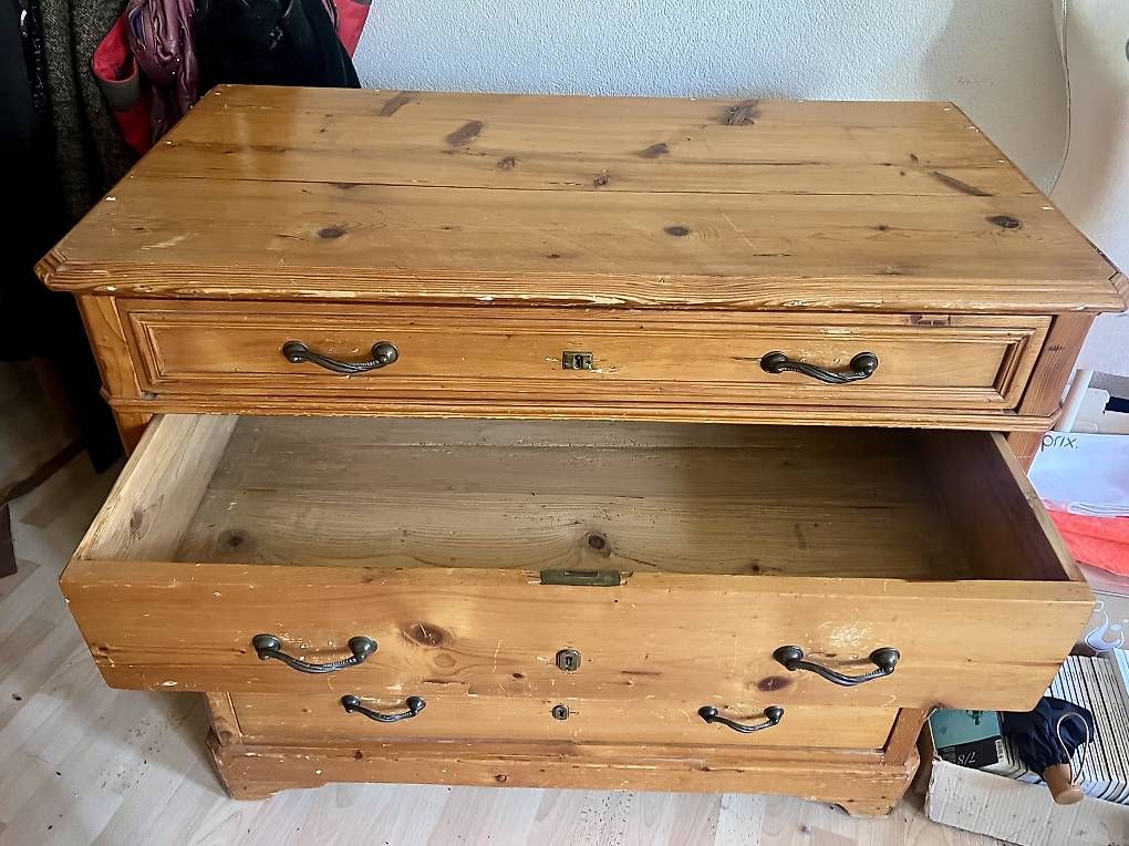 Commodes: Antike Kommode Tannenholz – D'occasion à Neuhausen par Melkun1113 2