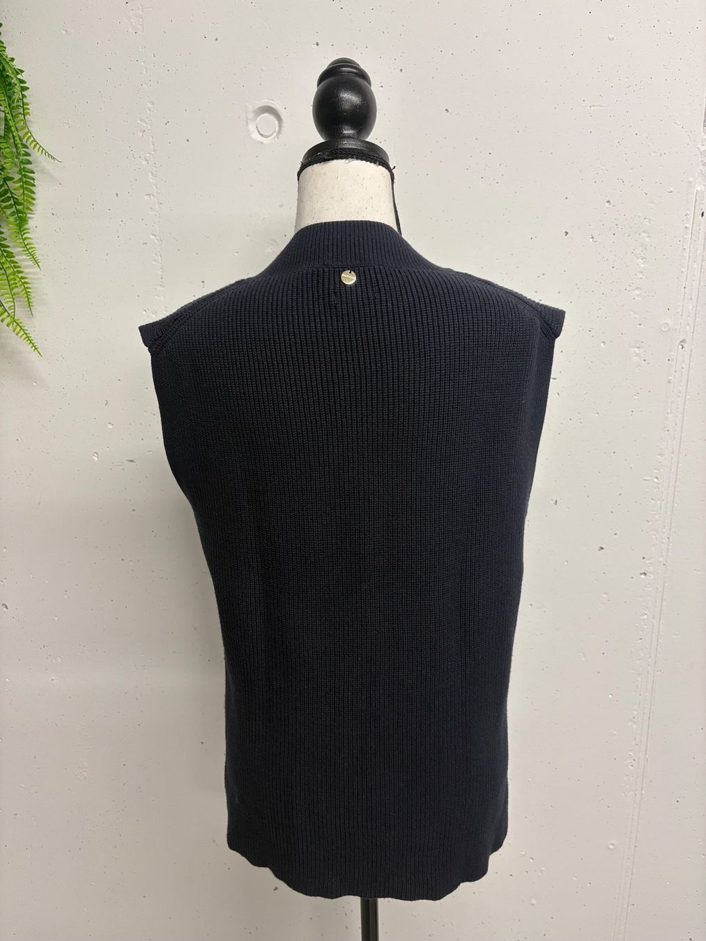 Rich & Royal Maglioni & Felpe: Rich&Royal Pullunder S blau mit V-Ausschnitt Viskose Strick – Nuovo (secondo la descrizione) da Regensdorf venduto da sec_l5cr 3