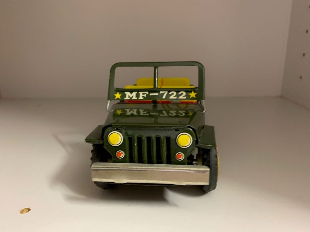 Jeep mit Friktionsmotor MF 722 2