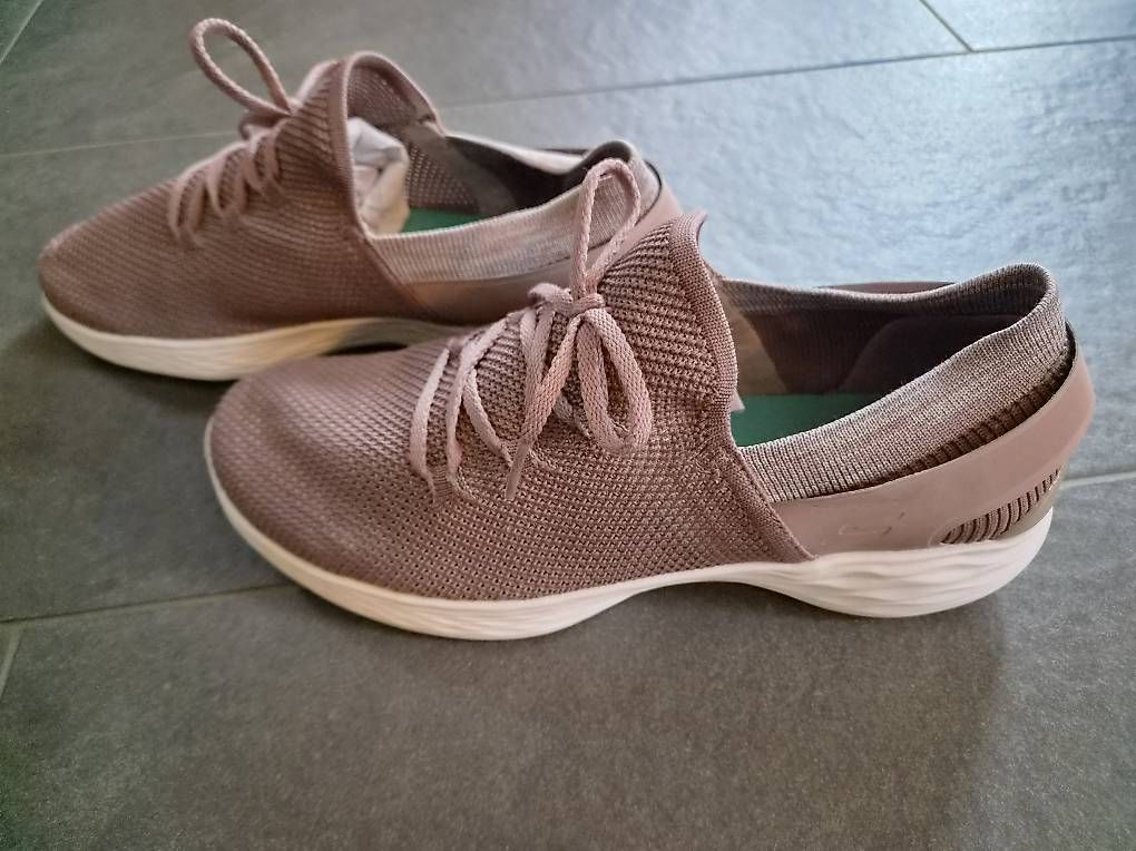 Damenschuhe: Skecher you walk Gr 39 – Gebraucht aus Geuensee von claukau 1