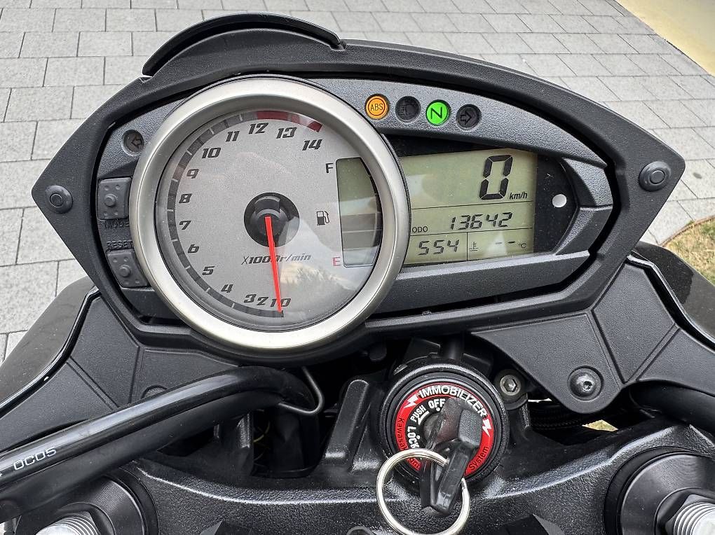 Strada: Kawasaki z750 2010 - Preis ist verhandelbar – Usato da Wangen ZH venduto da Mattix