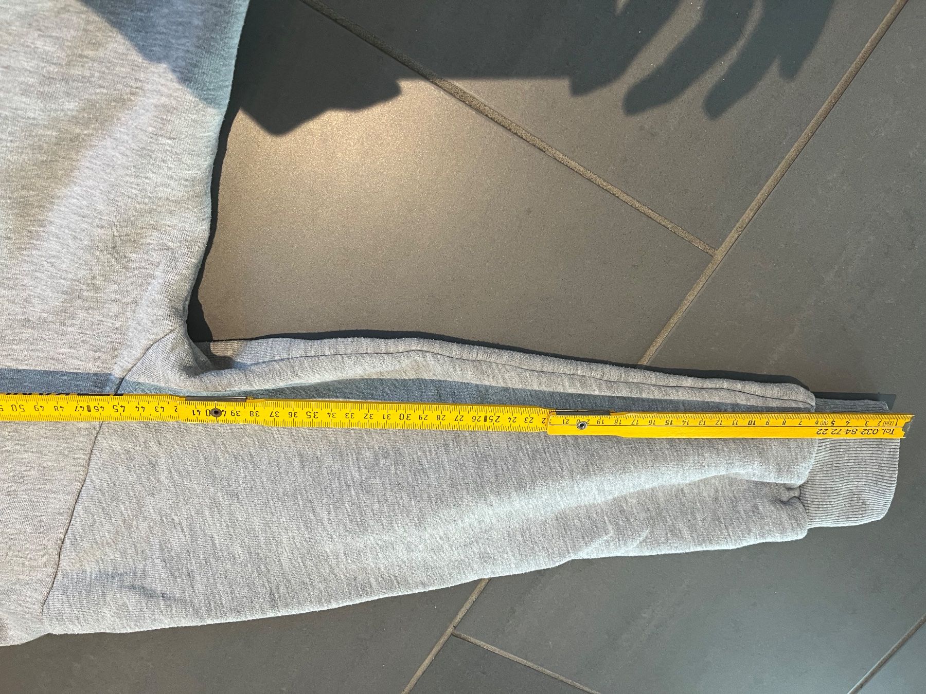 Pull&Bear Maglioni & Felpe: Grauer Brooklyn Hoodie von Pull&Bear, Grösse S – Usato da Gysenstein venduto da happy_life_ 3