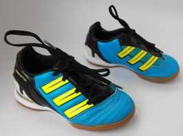 Chaussures de football Adidas Predator t. 28