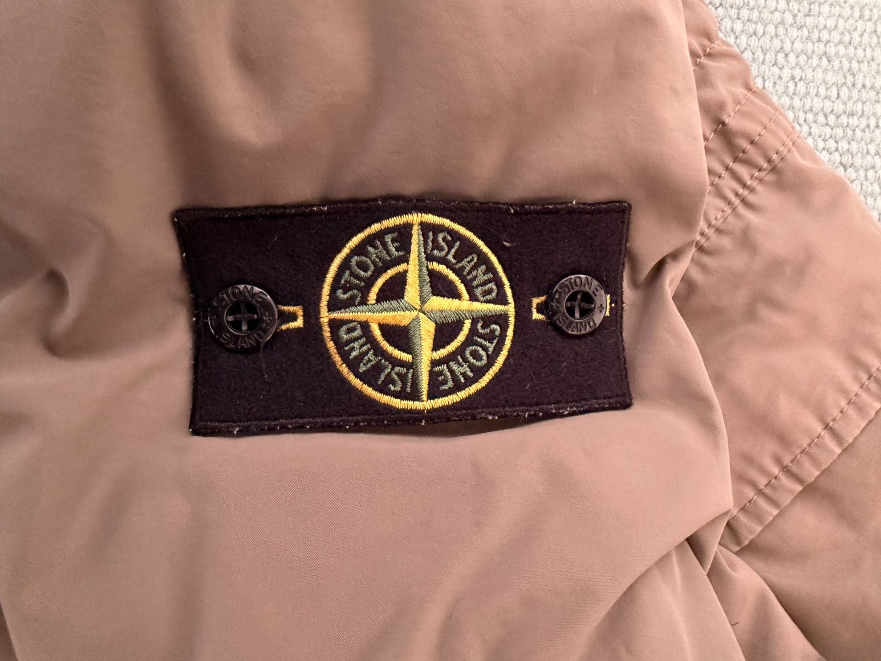 Stone Island Jacken: Stone Island Field Jacket Micro Twill – Gebraucht aus Zürich von rovelo 5