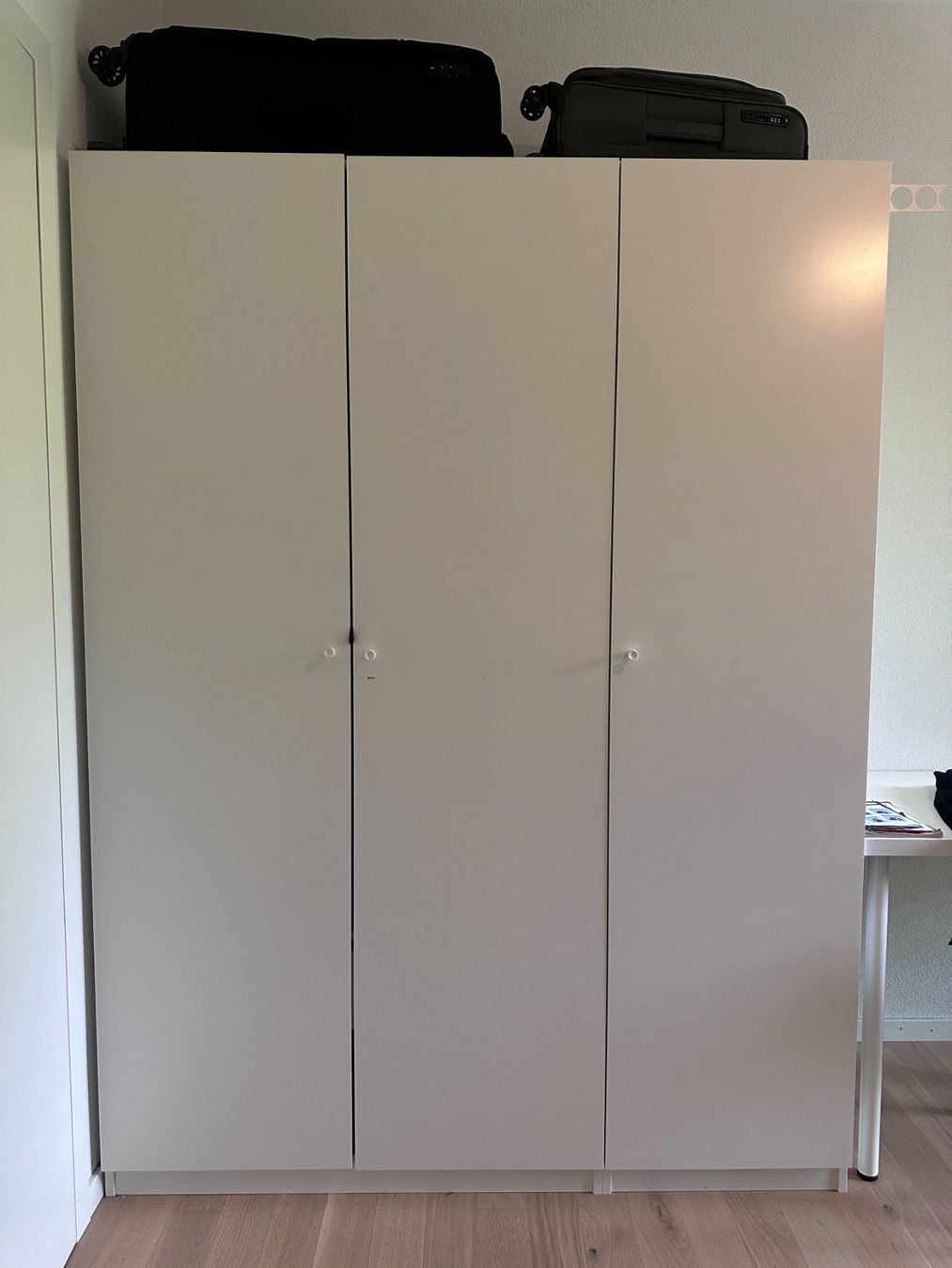 Ikea Armadi: Armoire IKEA Forsand – Usato da Epalinges venduto da joa_9ry9