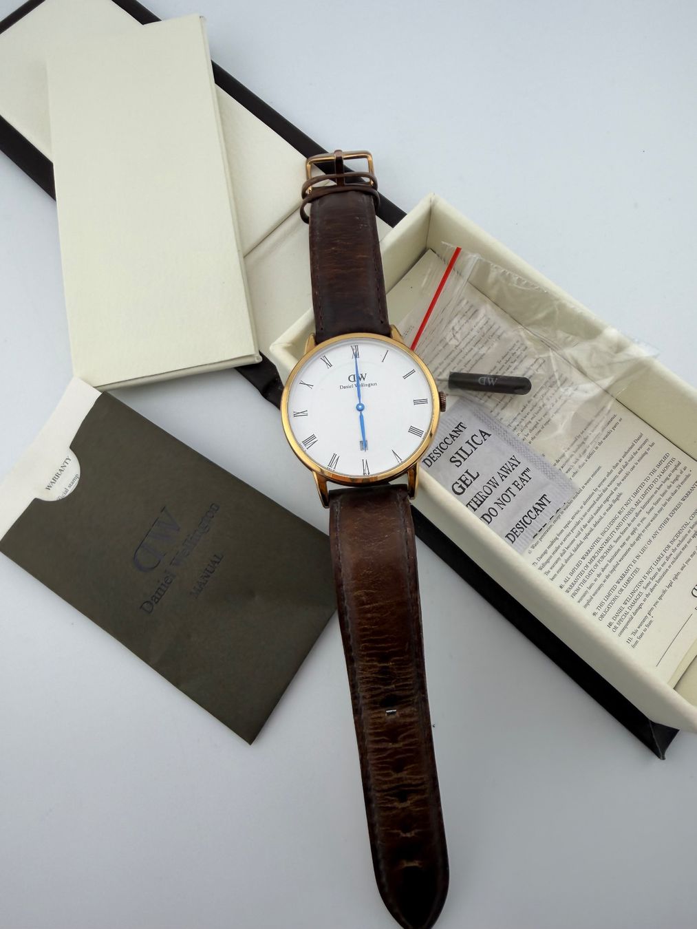 Daniel Wellington Montres: DANIEL WEILLINGTON – D'occasion à Biel/Bienne par MrP_WatchesBiel 3