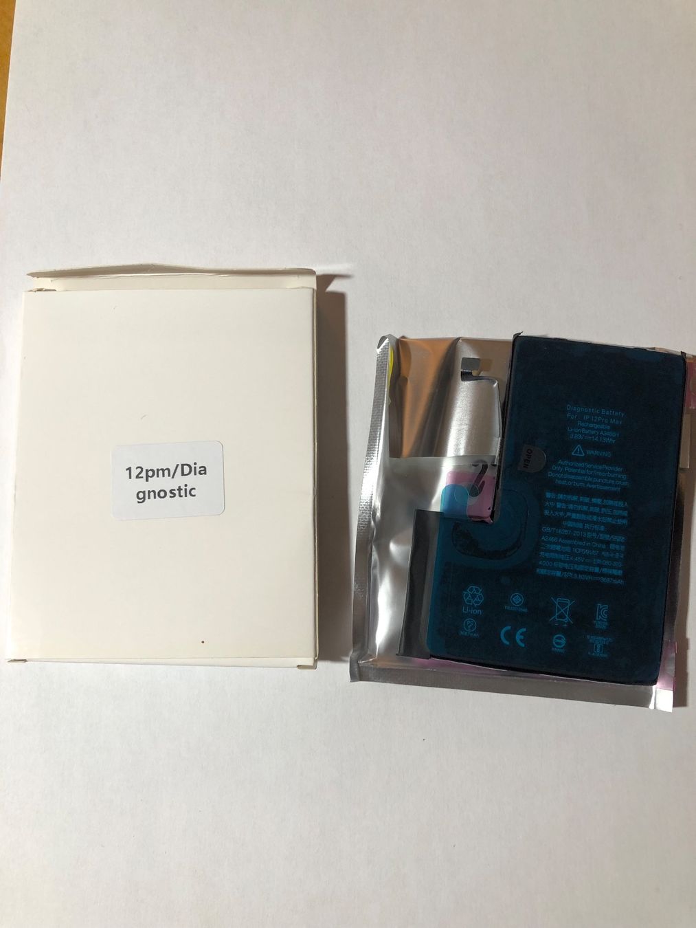 Caricatori & Batterie: Neue iPhone 12 Pro Max Batterie Diagnostic. – Nuovo e nell'imballaggio originale da Leukerbad venduto da ray_lyv7