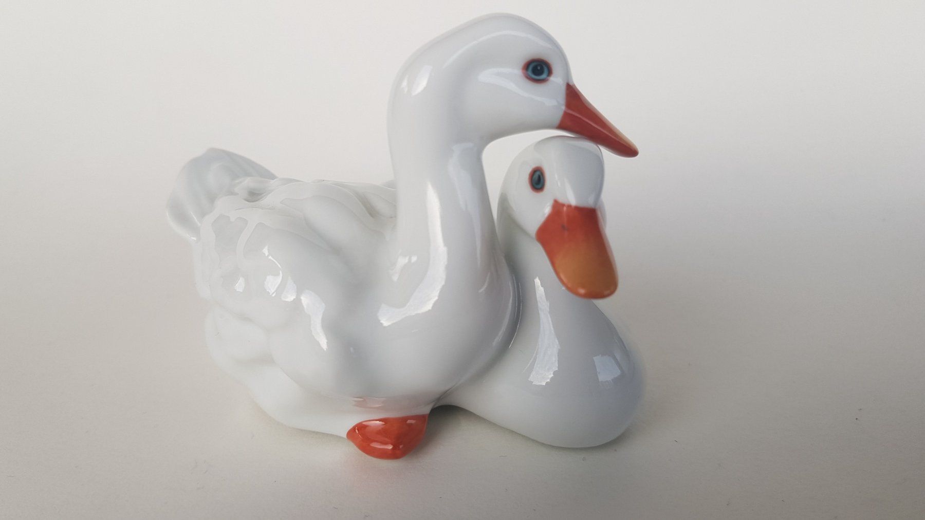 Herend Figuren: Herend - " Schwanenpaar " -  aus  Schweizer Sammlung – Gebraucht aus Horw von Kunstreich7