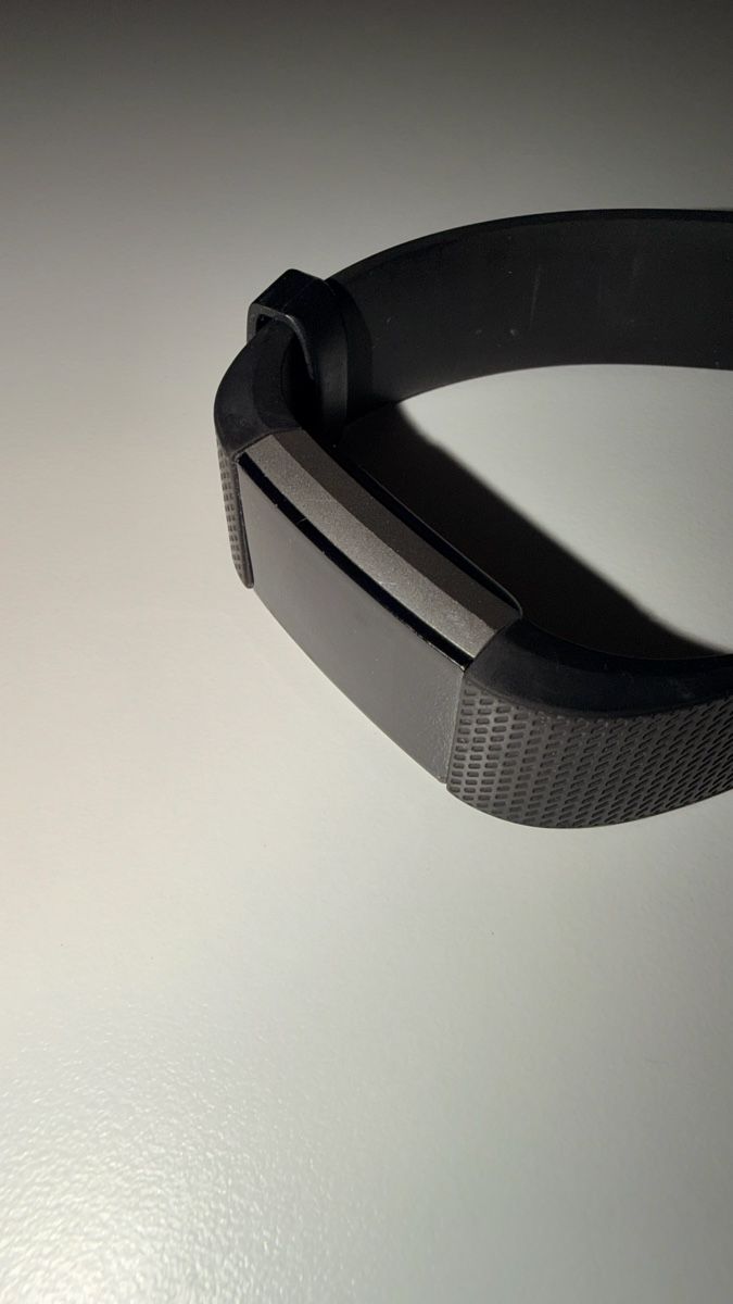 Fitbit Smartwatch: Fitbit Charge 2 Grösse L, Ladekabel, App funktioniert  – Usato da Lausanne venduto da phi_7pnb 2
