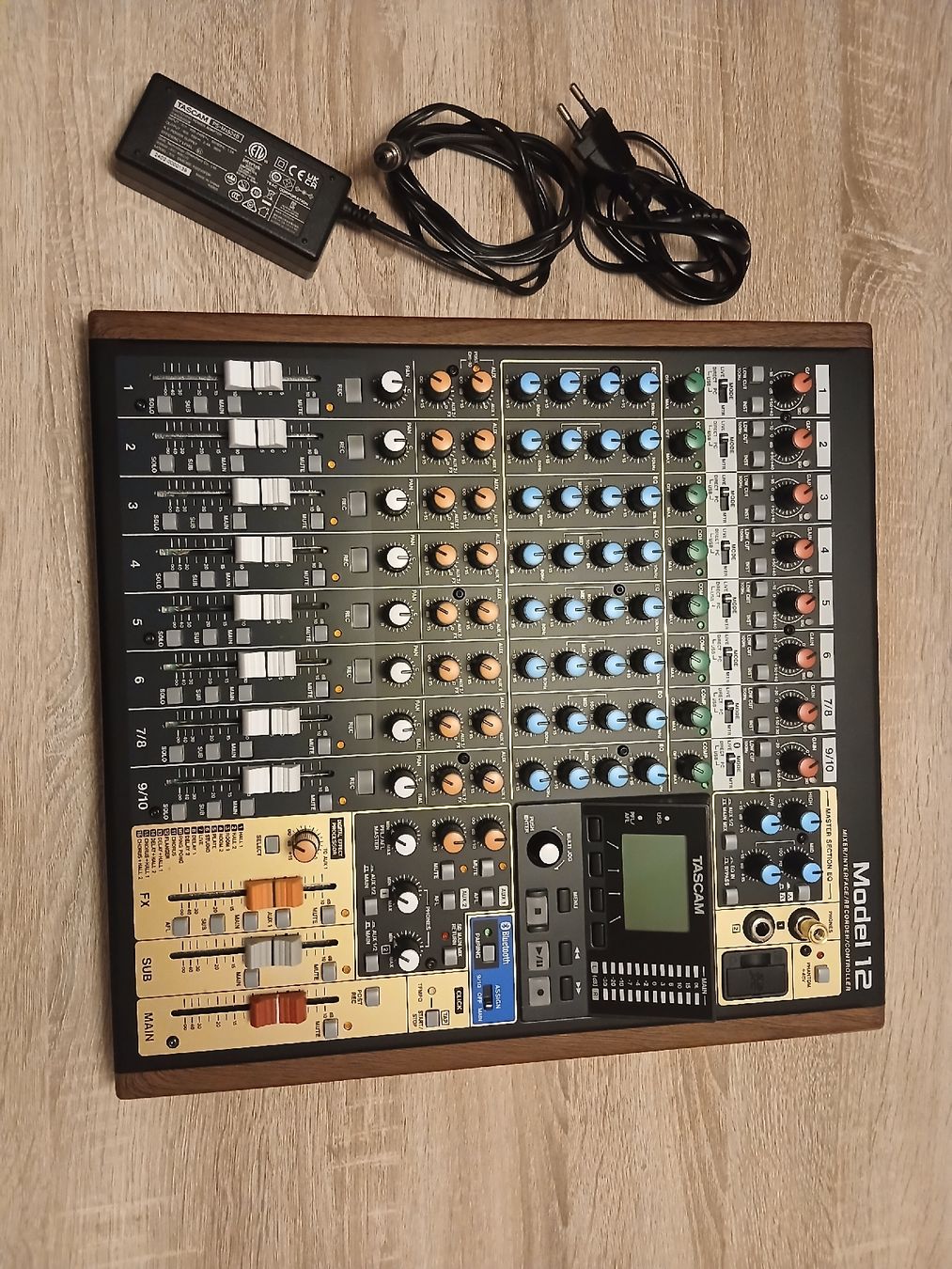 Tascam Console di mixaggio: Tascam Model 12 Mixer Interface Rekorder neuwertig – Usato da Othmarsingen venduto da Studio15 1