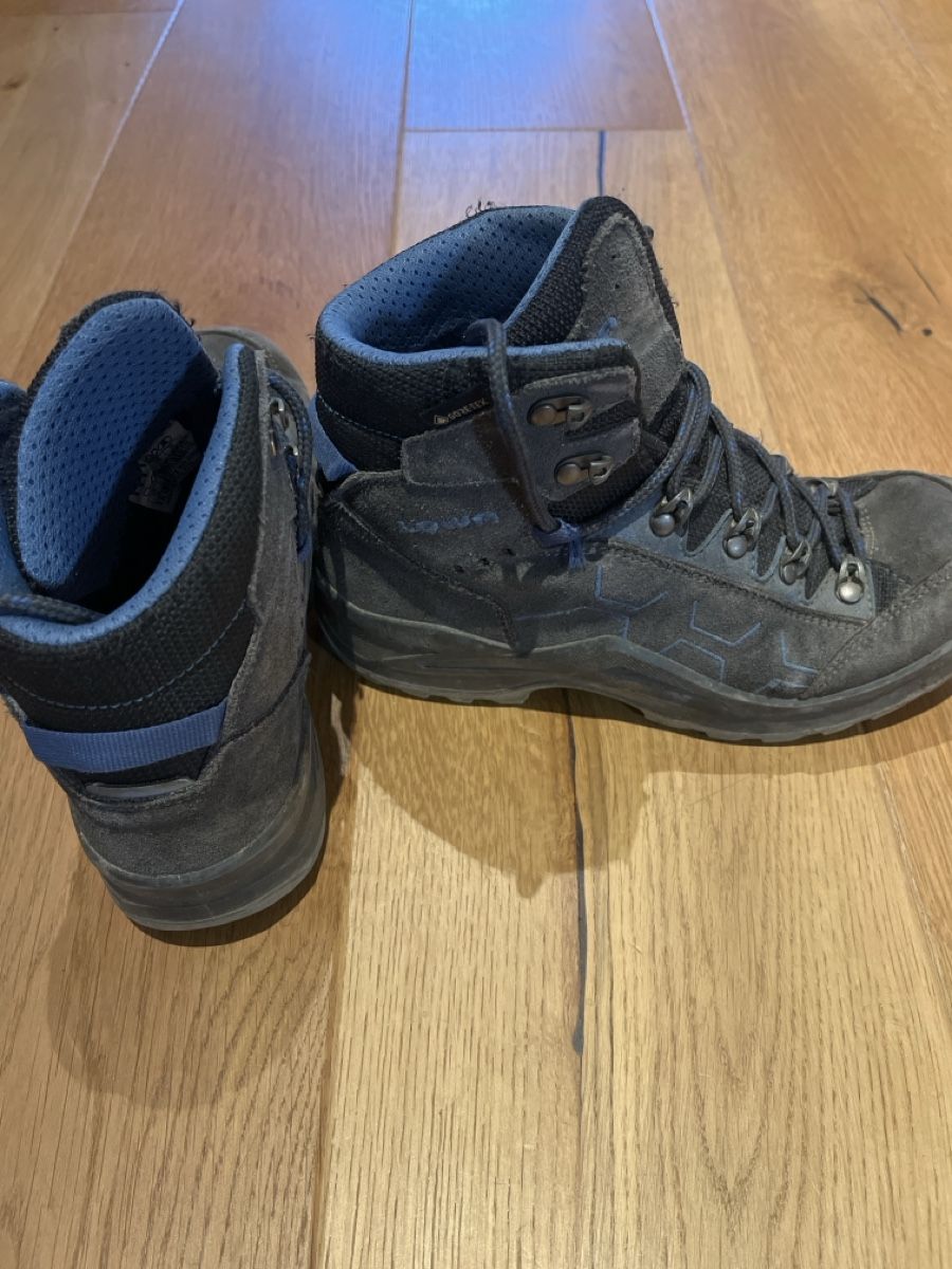 Lowa Scarpe per ragazzi: Lowa Wanderschuhe Grösse 36 – Usato da Balmberg venduto da Berglihof 1