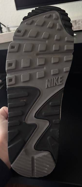 Herrenschuhe: Nike Air Max – Gebraucht aus Meggen von nik_lmh6 3