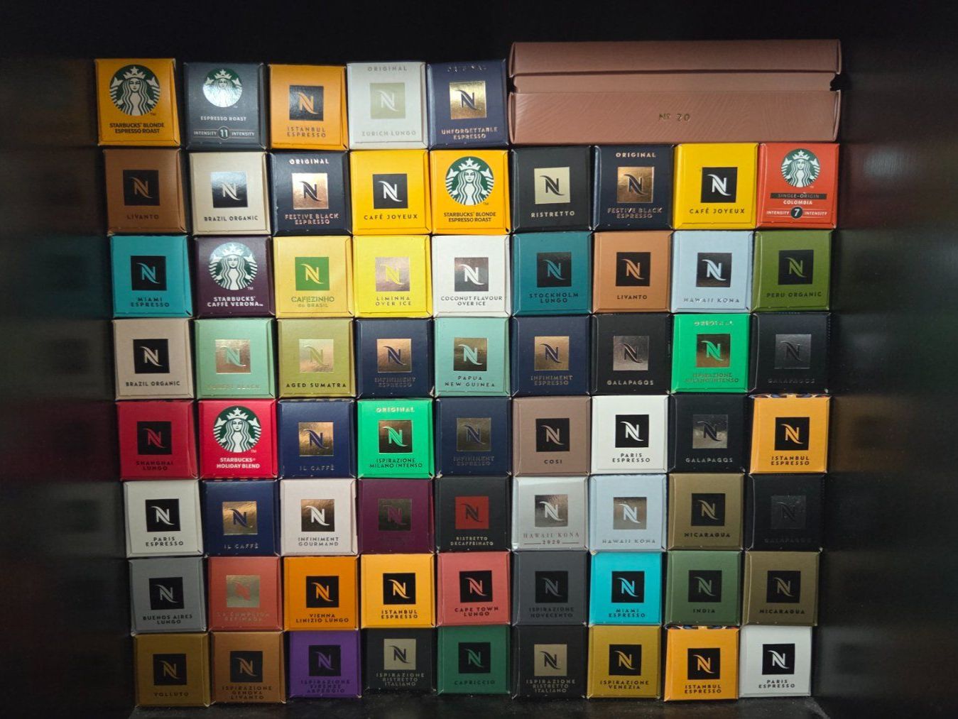 Nespresso Cibi & Specialità: Boîtes Nespresso vides - éditions limitées – Usato da Corseaux venduto da 4CAHUETE 3