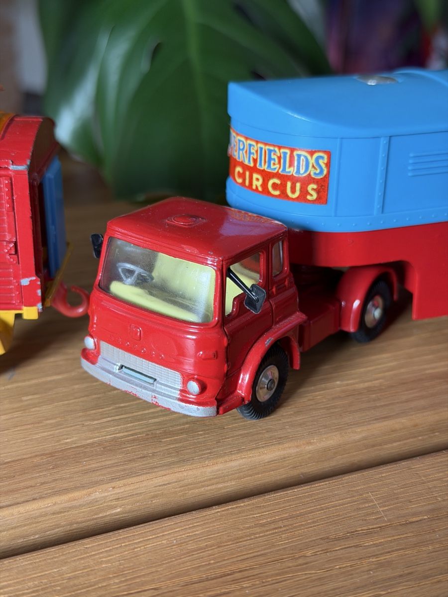 Corgi Toys Modellini d'auto: Corgi Major Toys 1123 Chipperfields circus – Usato da Strengelbach venduto da shihtzuliving_22 2