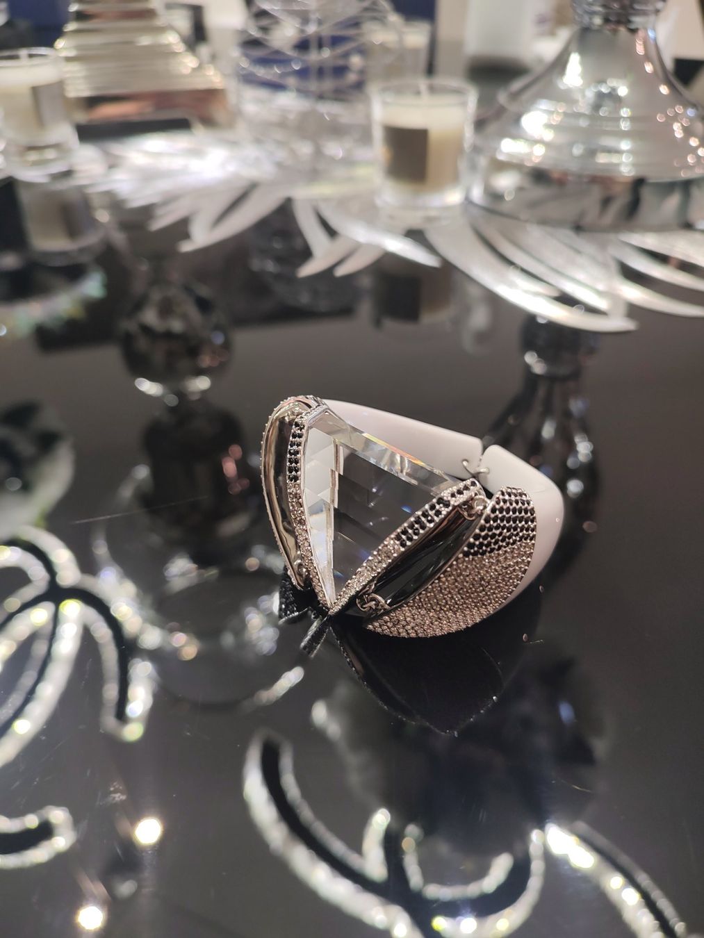 Bracciali & Braccialetti: Armreif Swarovski Grösse verstellbar – Usato da Niederbipp venduto da cra_9xqn