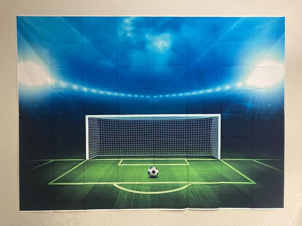 Autres accessoires: Fussballhintergrund 2.5 x 1.8 m – D'occasion à Bern par sac_67mh