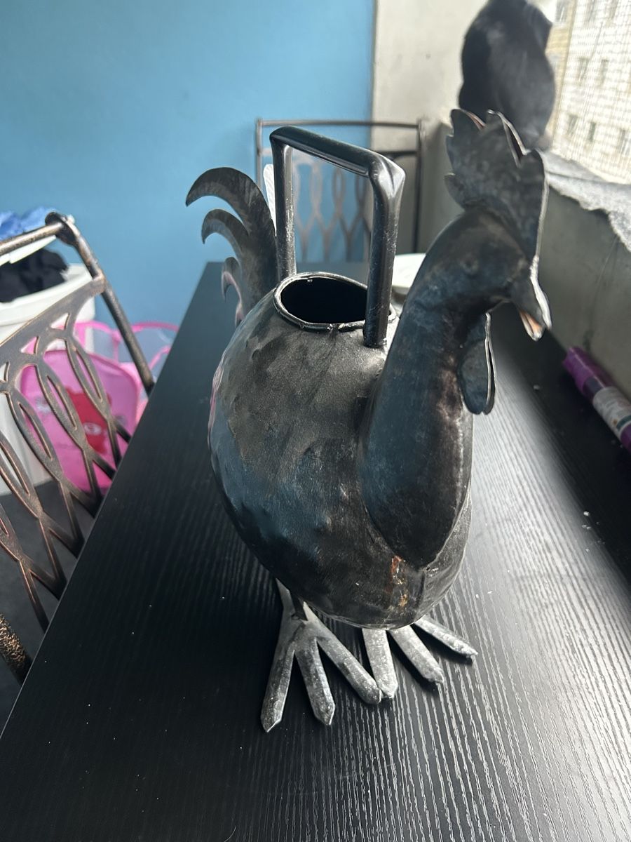 Statuette: Eisen Hahn  – Usato da Basel venduto da Krisztina.na 2