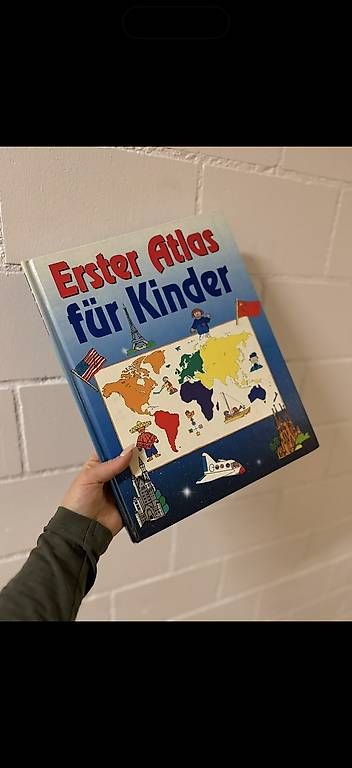 Livres: Kinder Atlas  – D'occasion à Cham par VStore