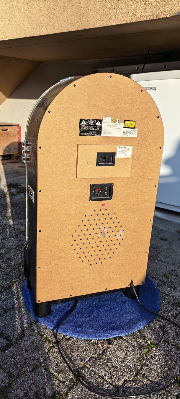 Musiktruhen: Jukebox – Defekt aus huenenberg von Suizofelize 2