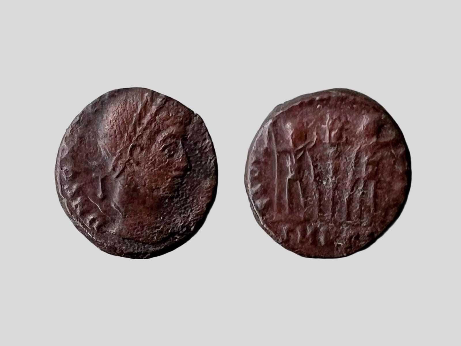 Toutes les monnaies: AB 1.- Follis oder Nummus 4. oder 5. Jh. (3) – D'occasion à Wohlenschwil par Amadeus-Auctions