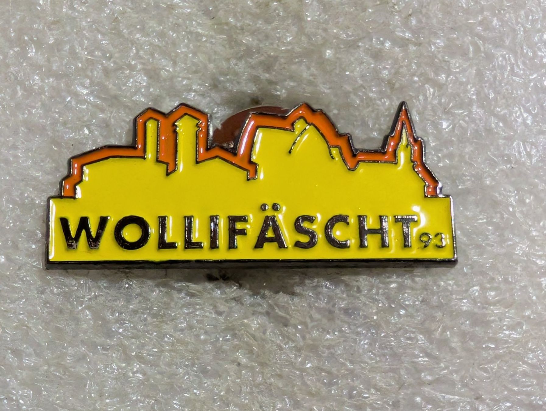 Placchette & Badge: Ansteckpin 207: Wollifäscht – Usato da Oppligen venduto da Pin-Fall-Shop
