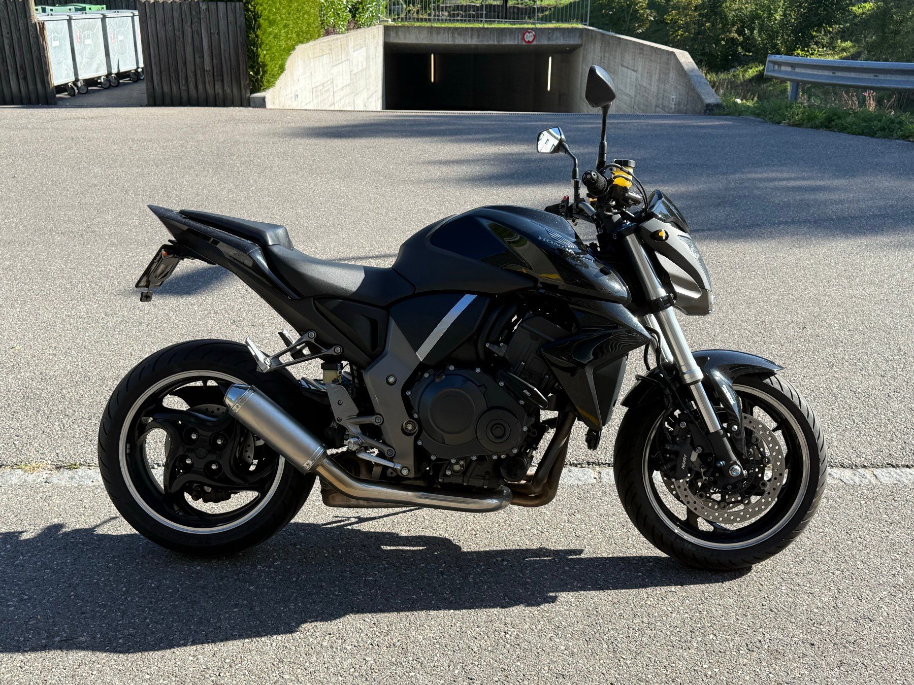 Honda Strada: Honda CB 1000RA – Usato da Lyss venduto da Dooker 3