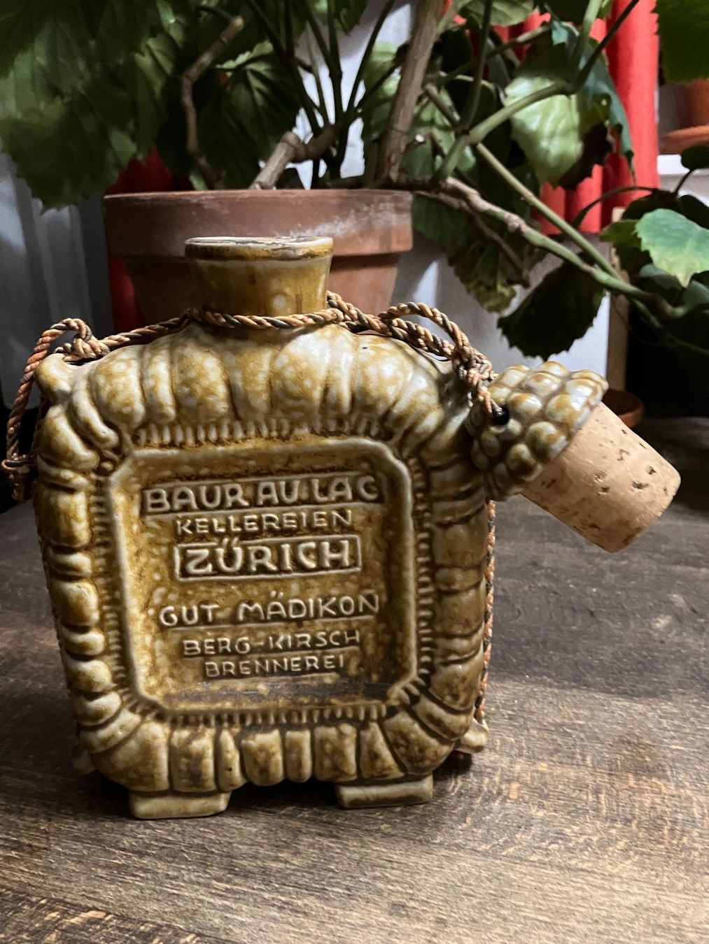 Sonstiges Geschirr & Gläser: Flasche Keramik – Gebraucht aus Zürich von ylluw50 3
