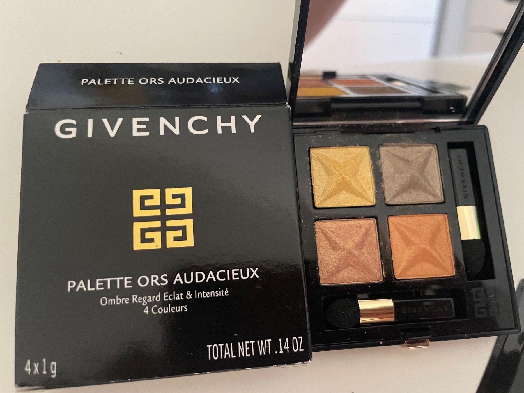 Givenchy Maquillage: GIVENCHY 4-SHADE EYESHADOW PALETTE, LIMITIERT – D'occasion à Zürich par deruja 1